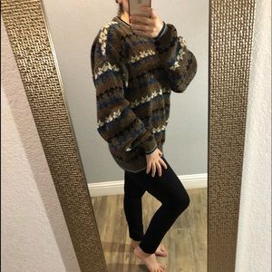 Beautiful women’s sweater!